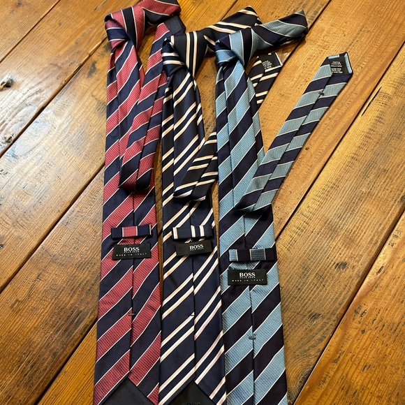 Hugo Boss Ties โ lot of 3 ๐ - Picture 3 of 10